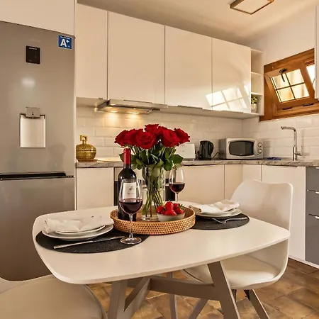 Private Terrace & Heated Pool - Garden City, Costa Adeje
