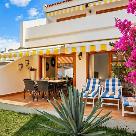 Private Terrace & Heated Pool - Garden City, Costa Adeje *